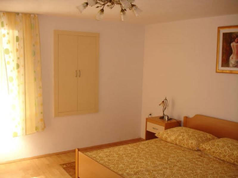 Peruzovic Rooms 1 Split Zewnętrze zdjęcie