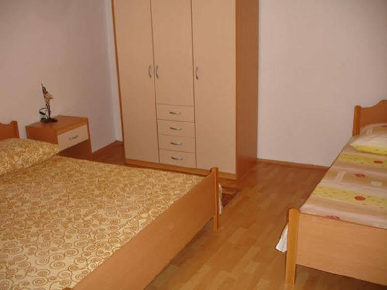 Peruzovic Rooms 1 Split Zewnętrze zdjęcie